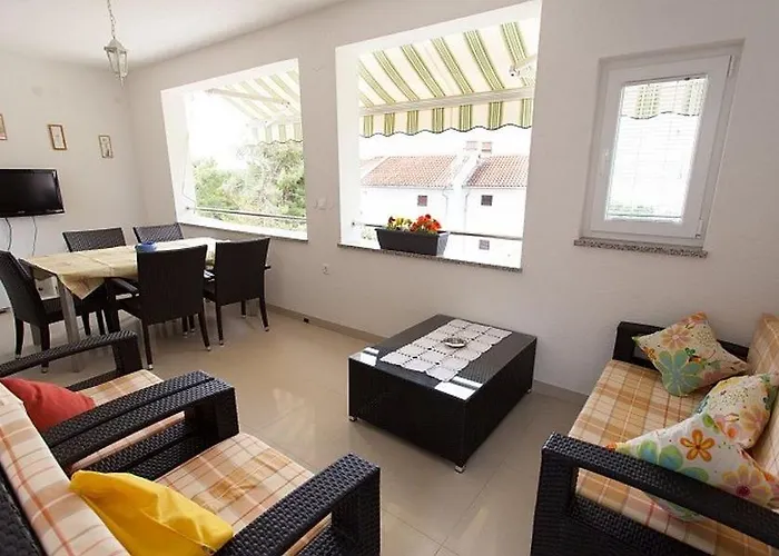 Appartamento Large Terrace In 3623-3 Omišalj